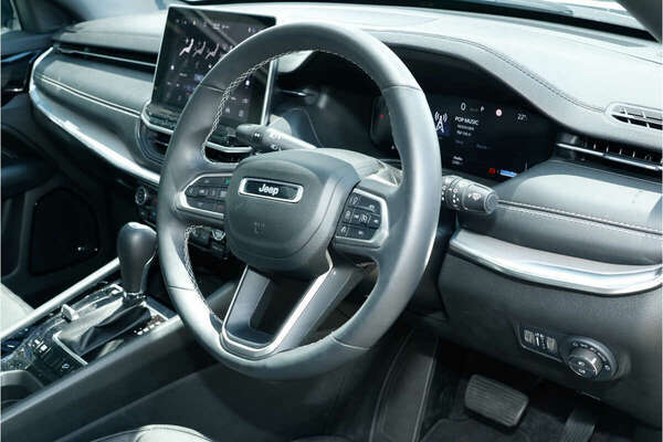 2022 Jeep Compass S-Limited M6