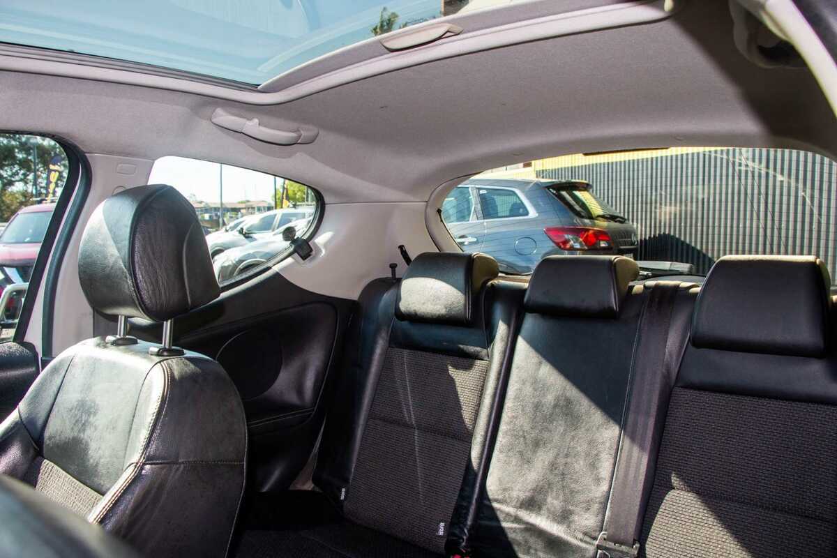 2008 Peugeot 207 GT A7