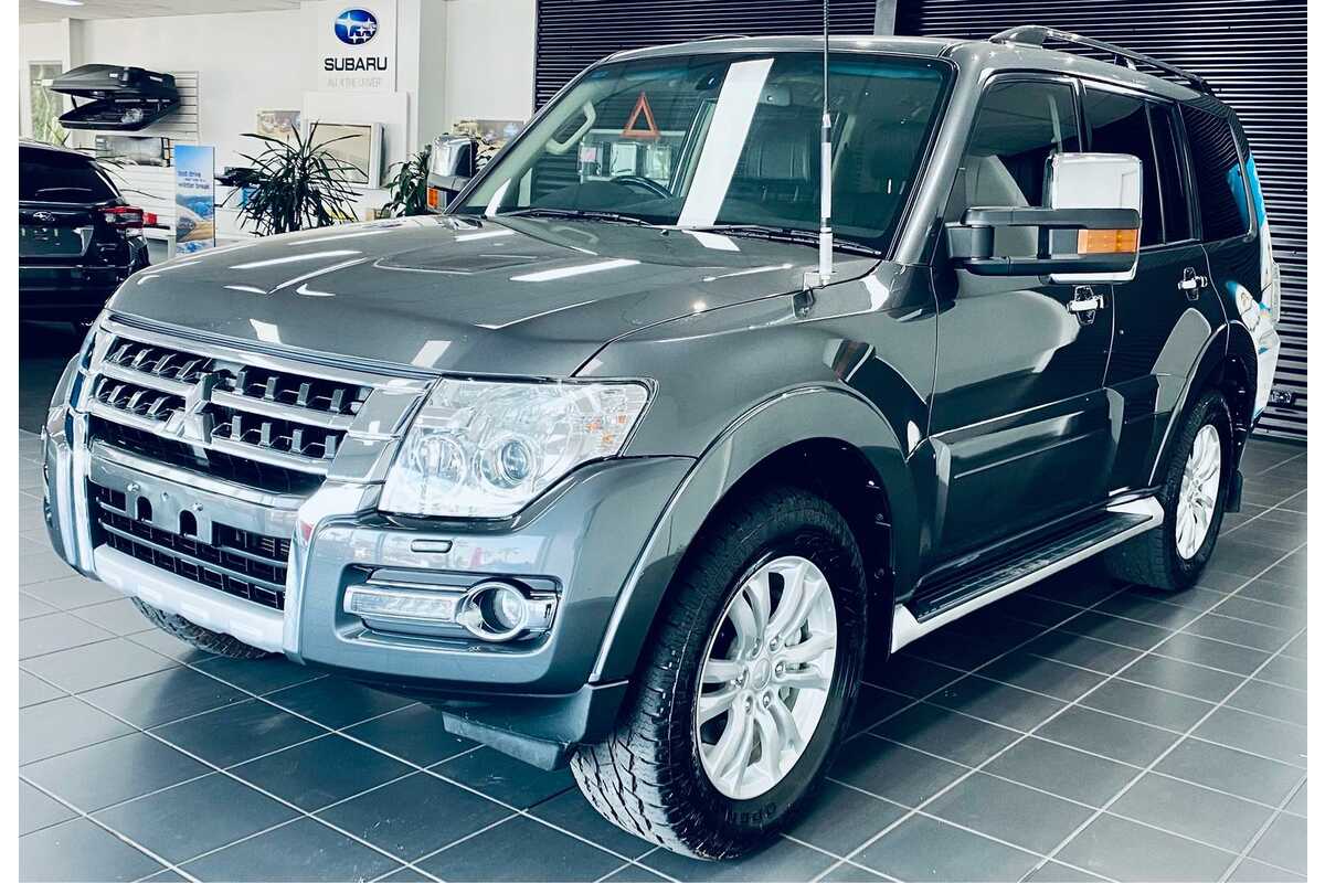 2016 Mitsubishi Pajero GLS NX