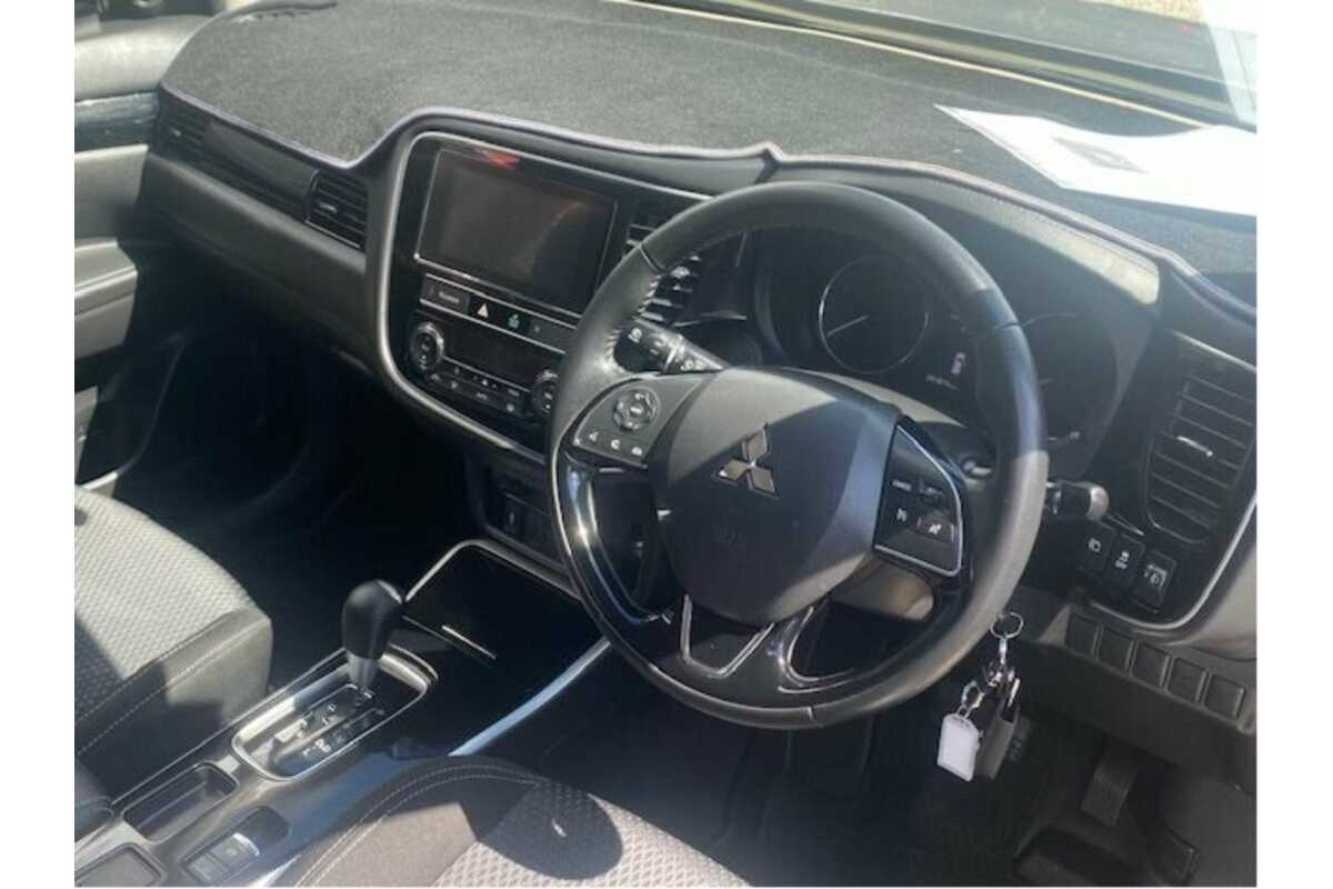 2018 Mitsubishi Outlander LS 7 Seat (2WD) ZL MY18.5