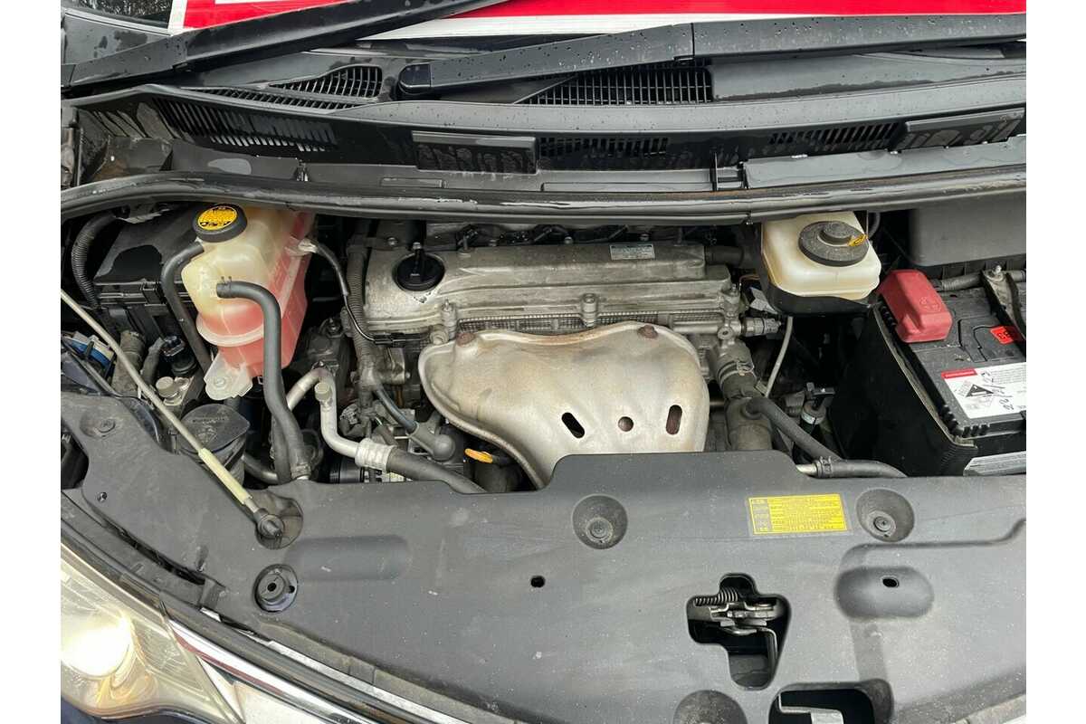 2006 Toyota Tarago GLi ACR50R