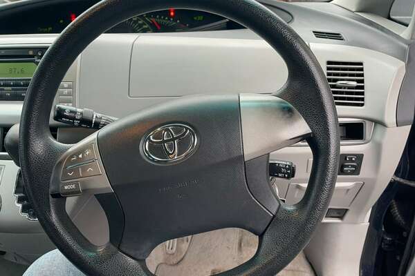 2006 Toyota Tarago GLi ACR50R