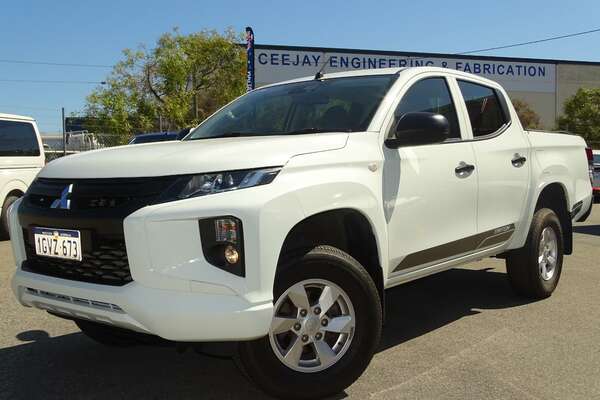 2019 Mitsubishi Triton GLX ADAS MR