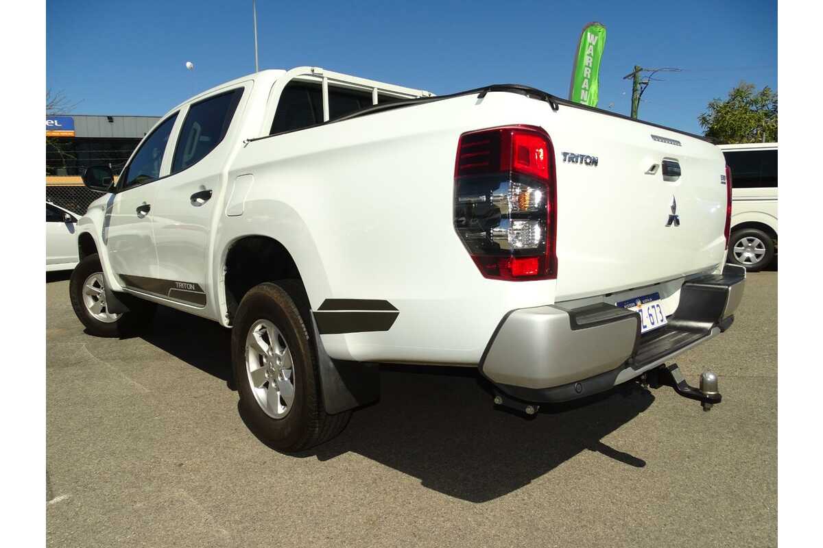 2019 Mitsubishi Triton GLX ADAS MR