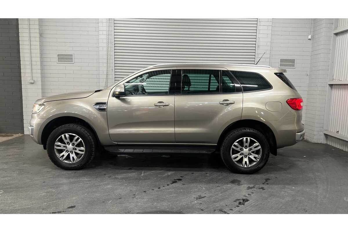 2016 Ford Everest Trend UA