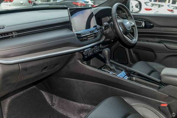 2022 Jeep Compass S-Limited M6