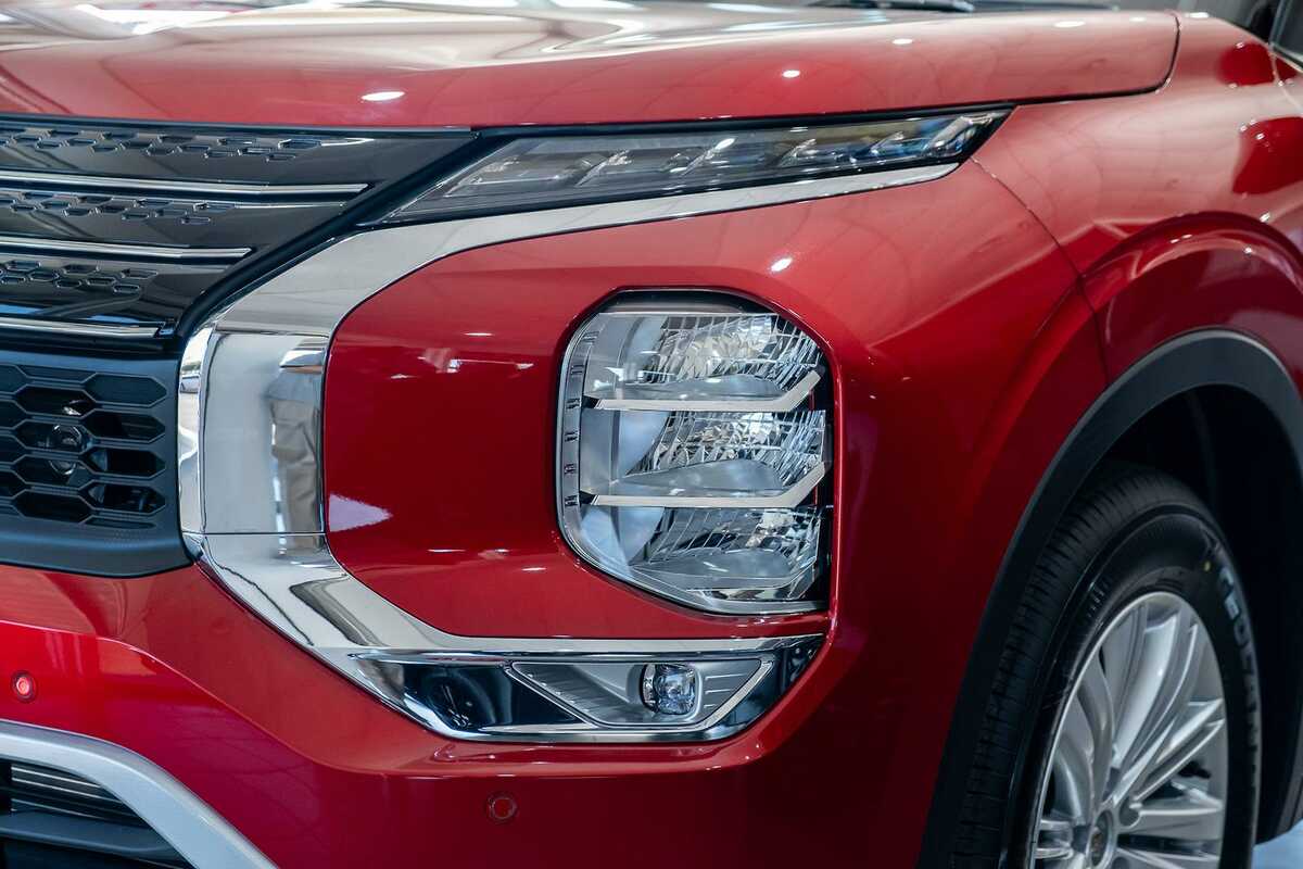 2023 Mitsubishi Outlander LS ZM