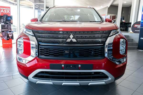 2023 Mitsubishi Outlander LS ZM