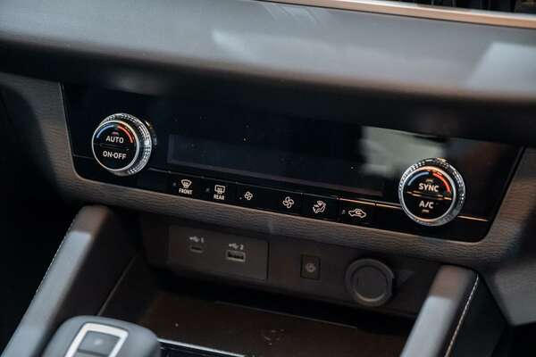 2023 Mitsubishi Outlander LS ZM