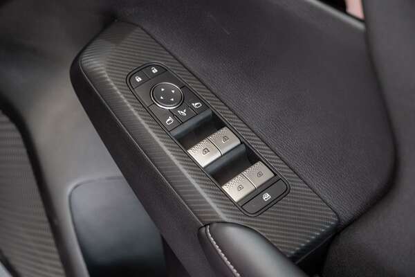 2023 Mitsubishi Outlander LS ZM