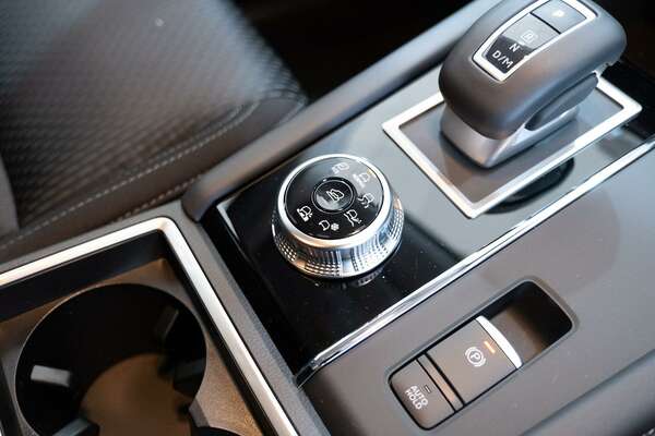 2023 Mitsubishi Outlander LS ZM