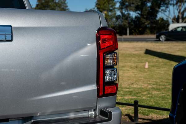 2023 Mitsubishi Triton GLS MR