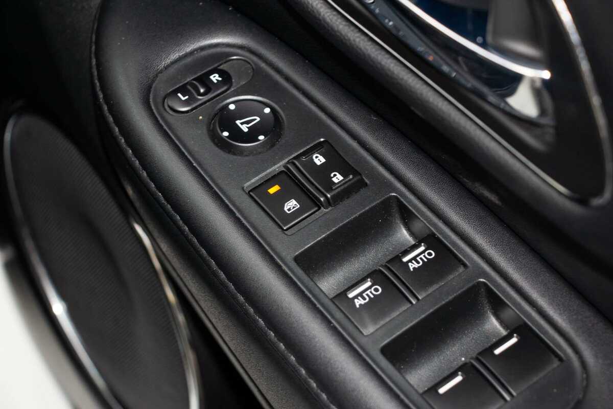 2015 Honda HR-V VTi-S