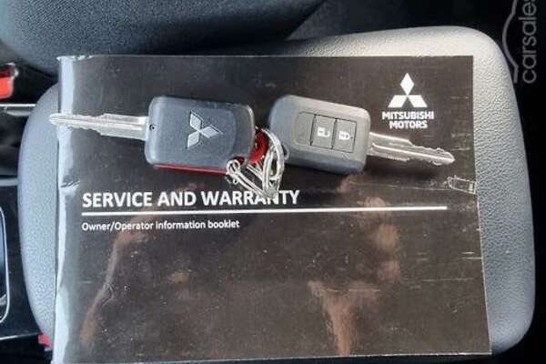2021 Mitsubishi Eclipse Cross LS YB