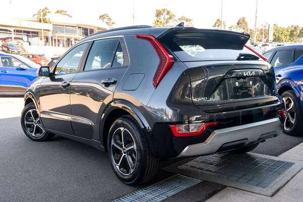 2023 Kia Niro HEV S SG2