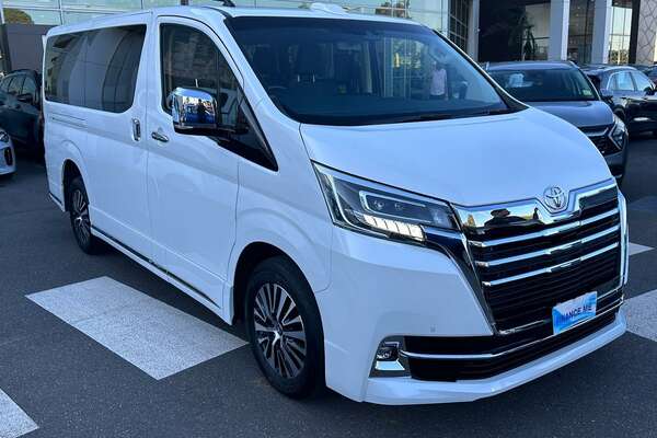 2021 Toyota Granvia  GDH303R