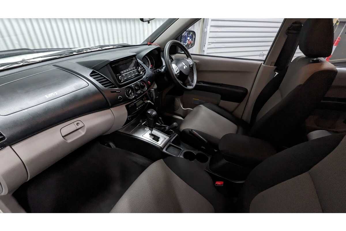 2015 Mitsubishi Triton GLX-R Double Cab MN MY15