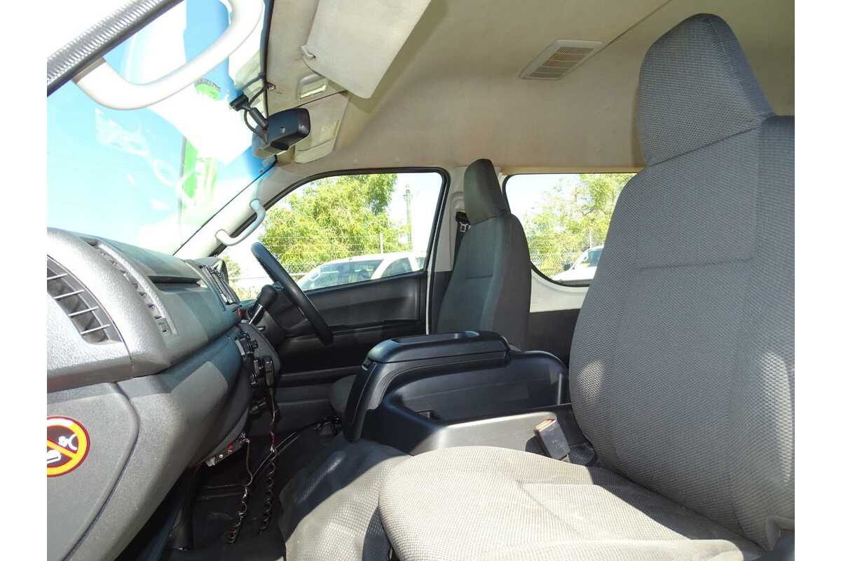 2018 Toyota Hiace Commuter KDH223R