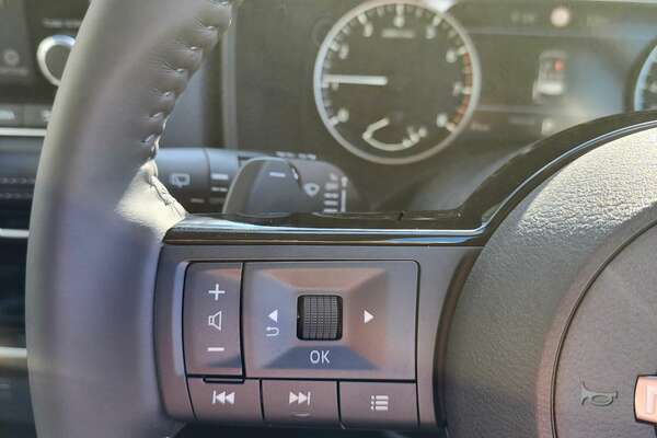 2023 Nissan X-TRAIL ST-L T33