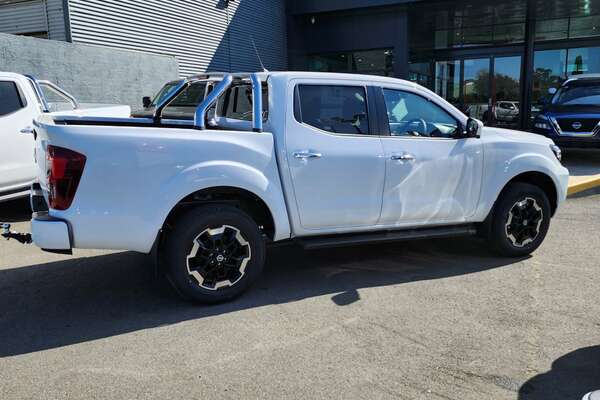 2023 Nissan Navara ST-X D23
