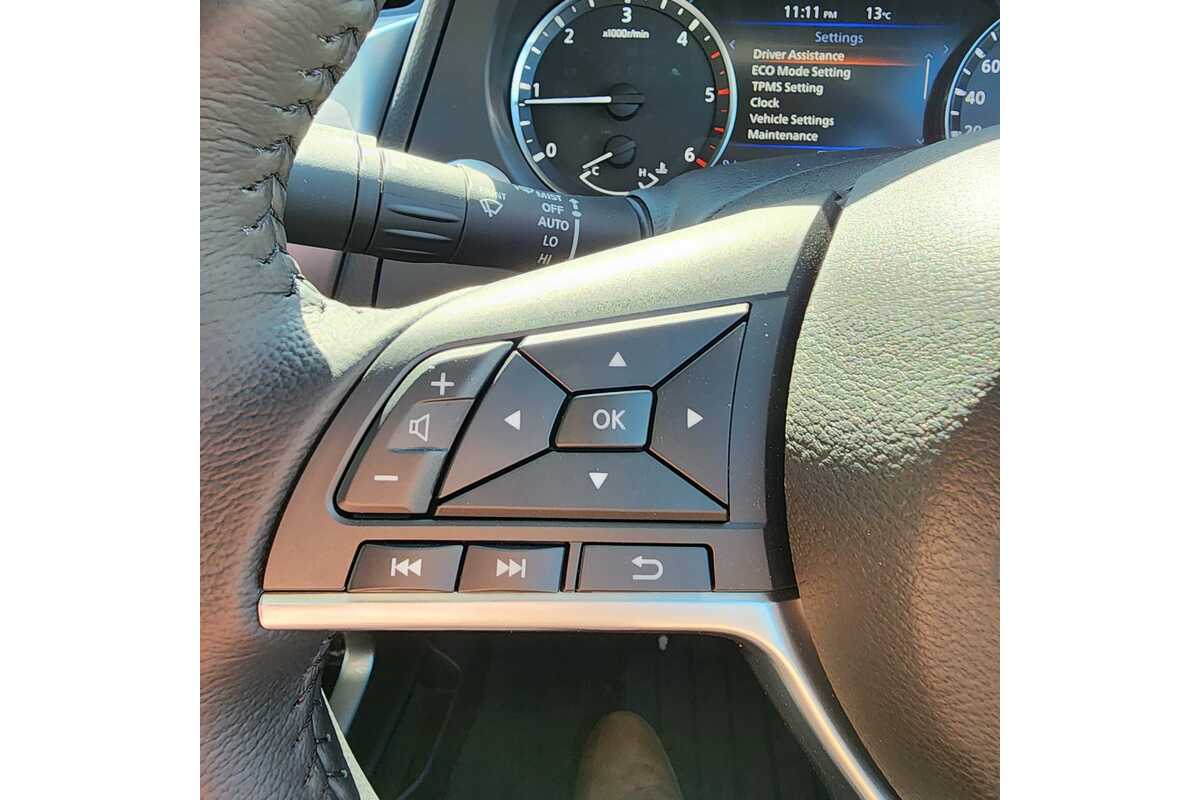 2023 Nissan Navara ST-X D23
