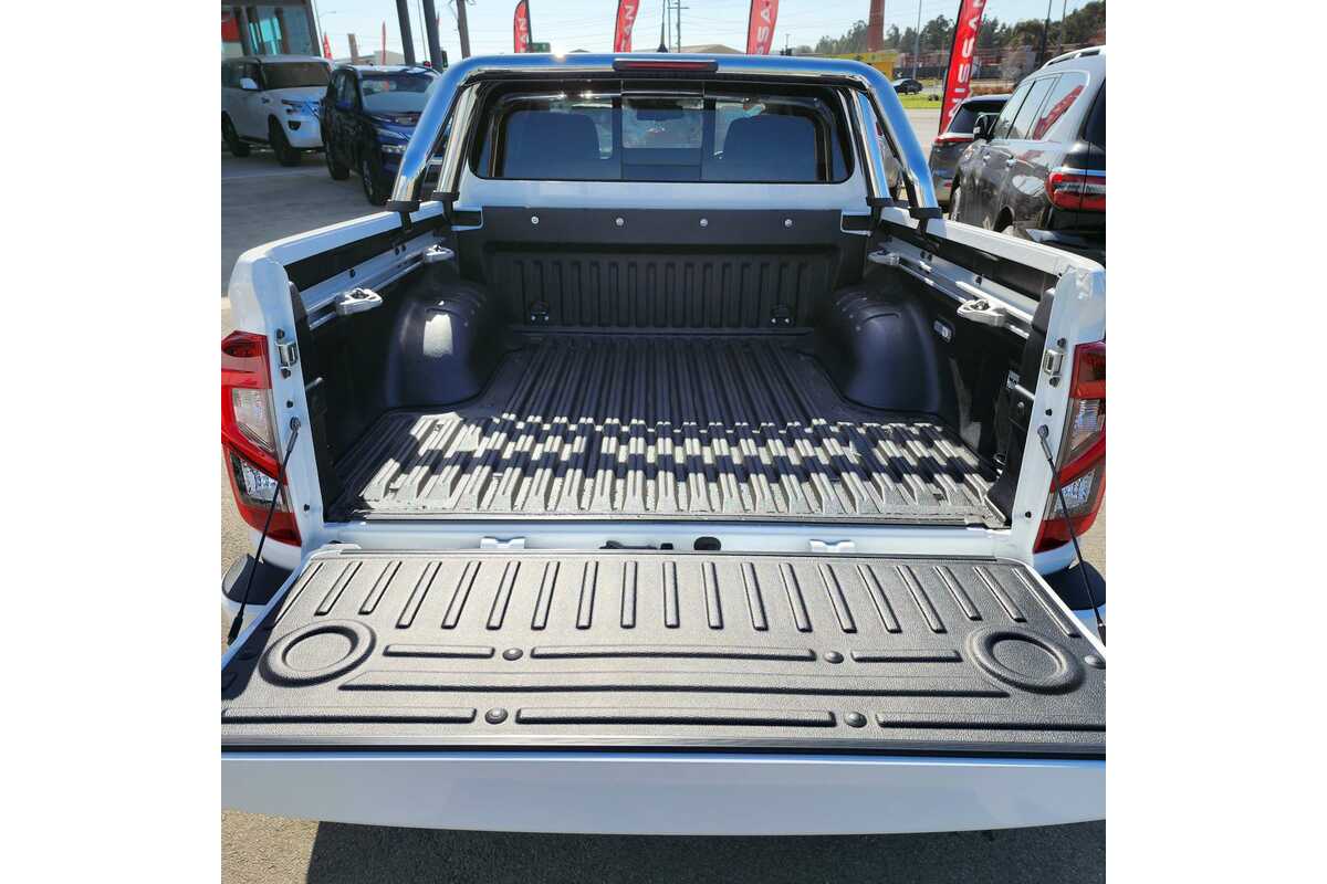2023 Nissan Navara ST-X D23