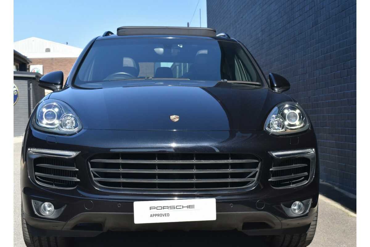 2016 Porsche Cayenne Diesel Platinum Edition 92A