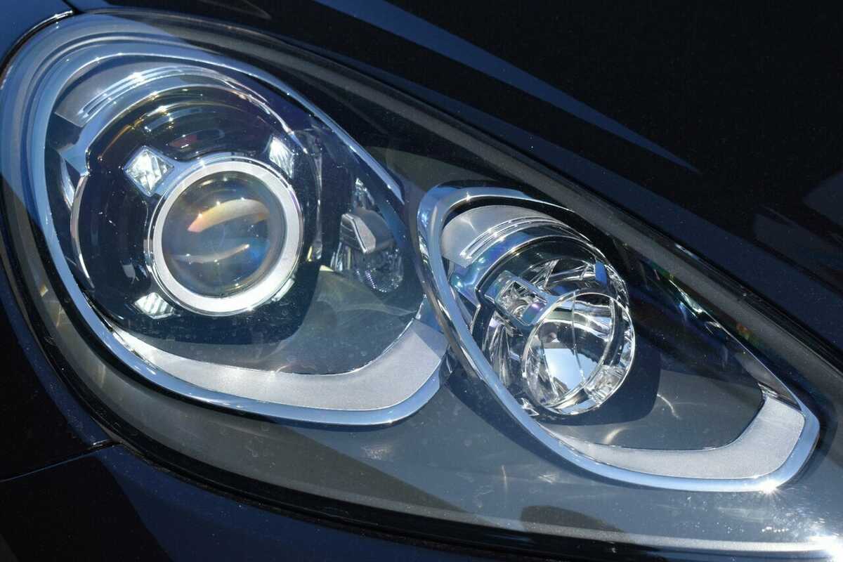 2016 Porsche Cayenne Diesel Platinum Edition 92A