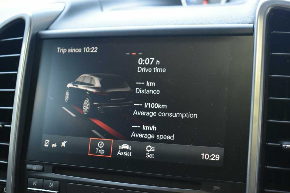 2016 Porsche Cayenne Diesel Platinum Edition 92A