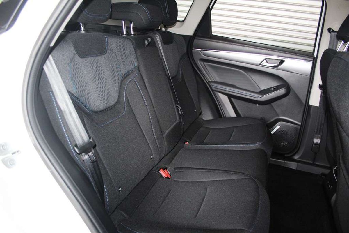 Jolion Facelift Premium Petrol Auto 4x2