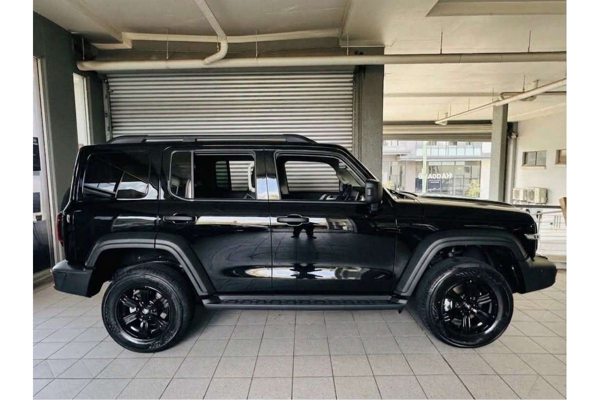 TANK 300 LUXURY DIESEL 4X4 (3.0T towing)