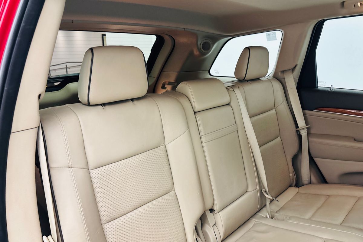 2013 Jeep GRAND CHEROKEE OVERLAND (4x4) 5 SP AUTOMATIC 4D WAGON DTV6 DIESEL