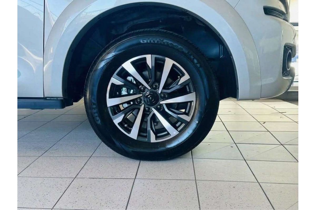 2.0T Cannon Single Cab Chassic Premium 4x2
