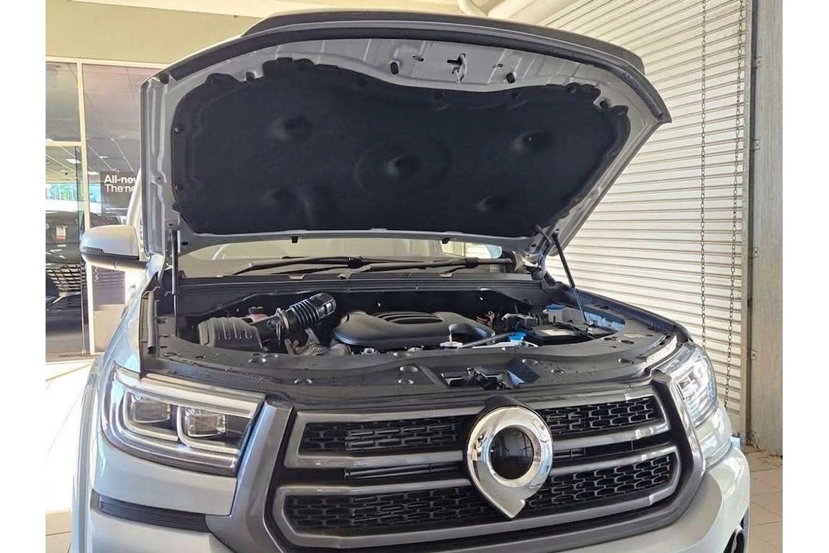 2.0T Cannon Single Cab Chassic Premium 4x2