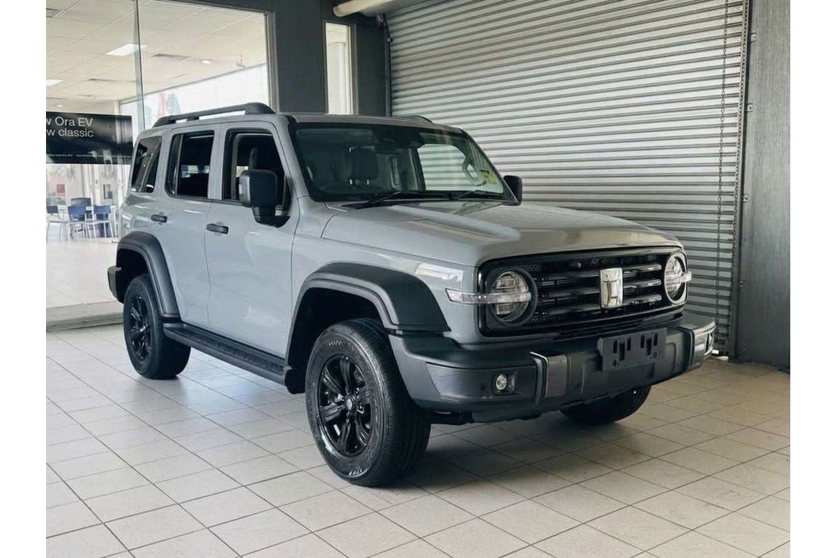 TANK 300 LUXURY DIESEL 4X4 (3.0T towing)