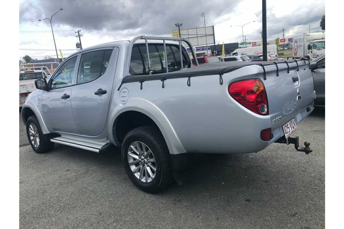 2015 Mitsubishi Triton GLX MN