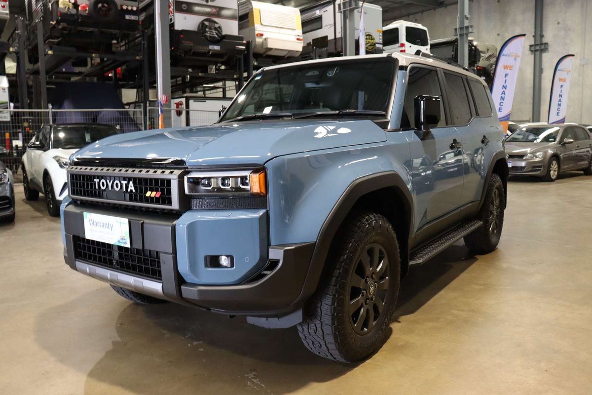 2025 Toyota Landcruiser Prado Altitude GDJ251R