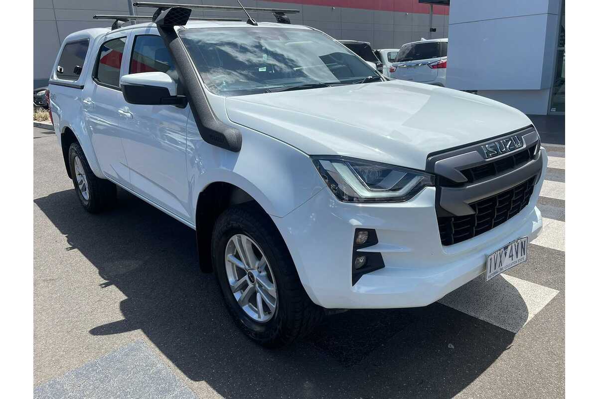 2022 Isuzu D-MAX LS-M