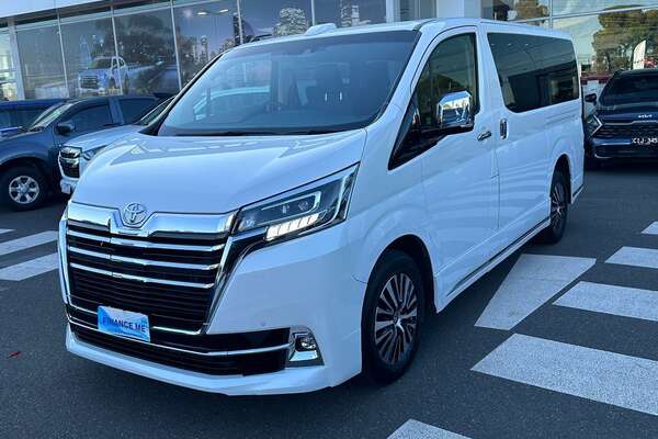 2021 Toyota Granvia  GDH303R