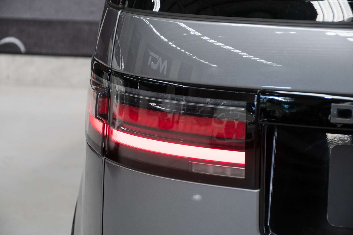 2023 Land Rover Discovery D300 Dynamic HSE