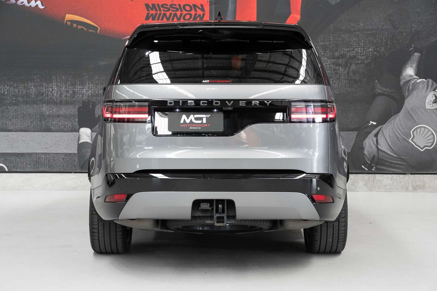 2023 Land Rover Discovery D300 Dynamic HSE