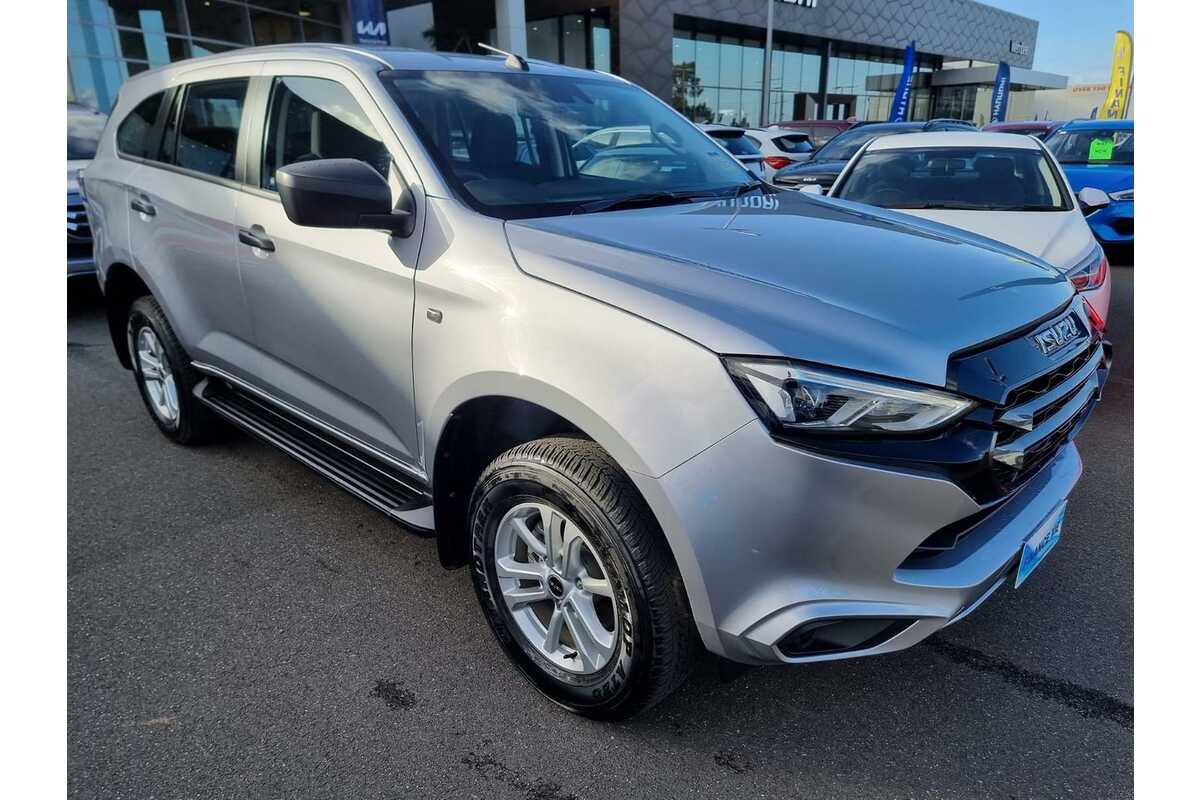 2022 Isuzu MU-X LS-M