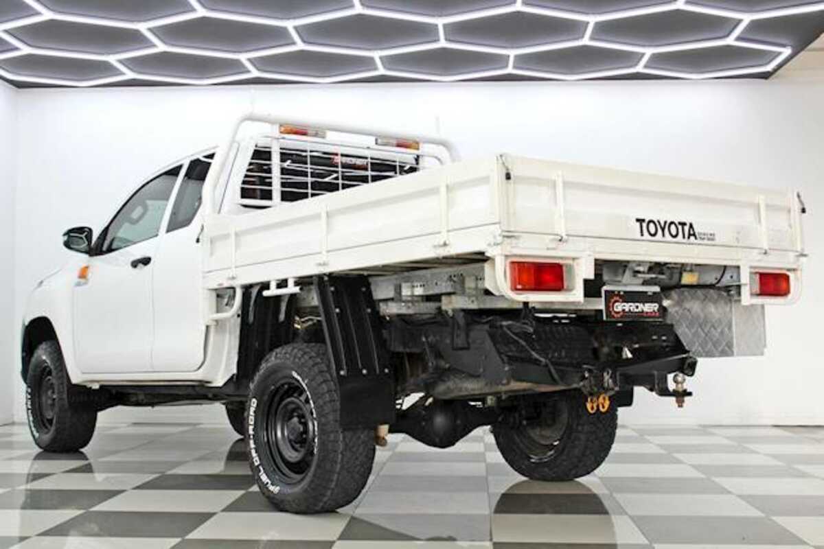 2016 Toyota Hilux Workmate GUN125R 4X4