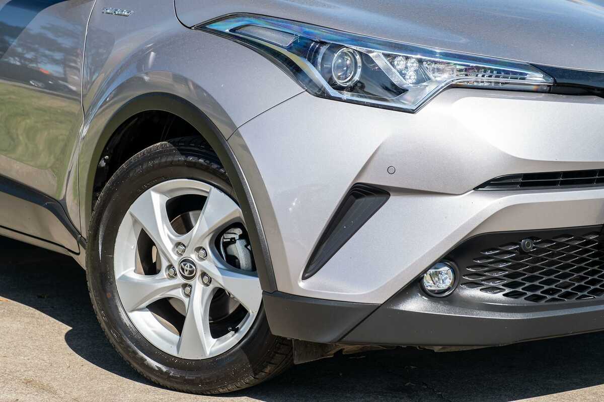 2018 Toyota C-HR  NGX50R