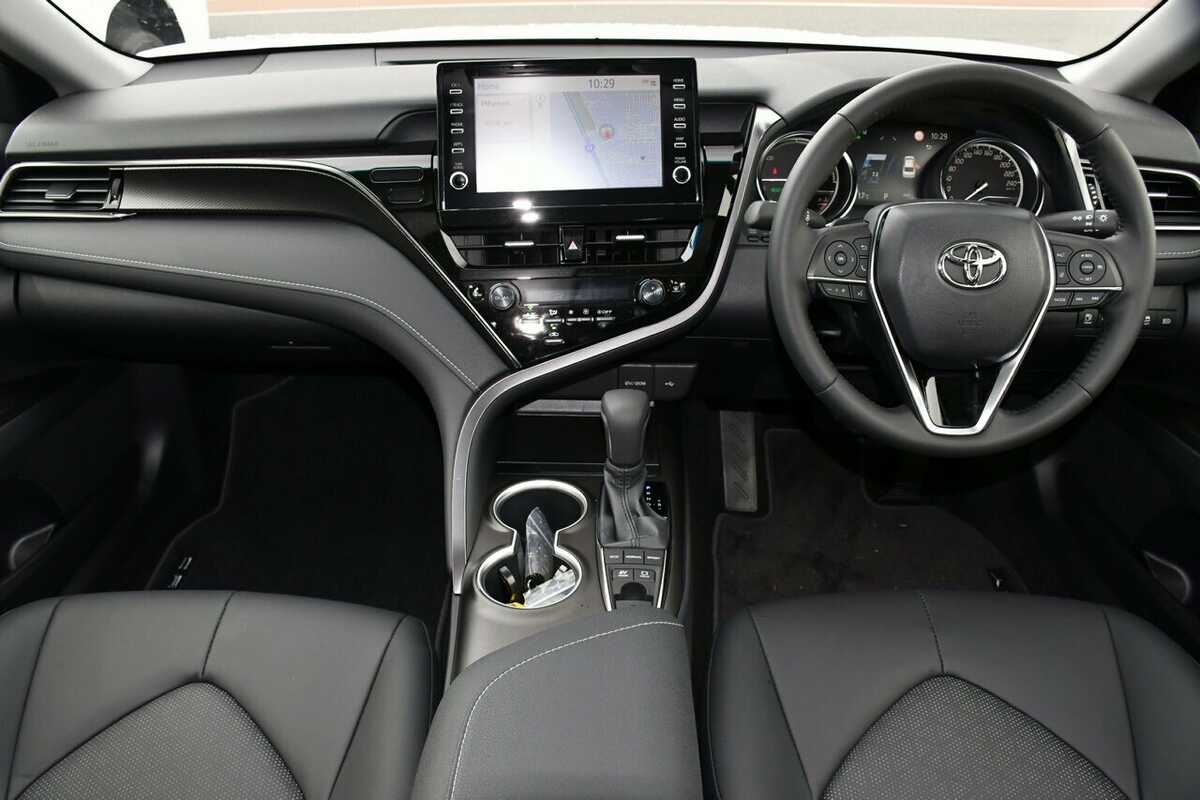 2023 Toyota Camry SX Axvh70R