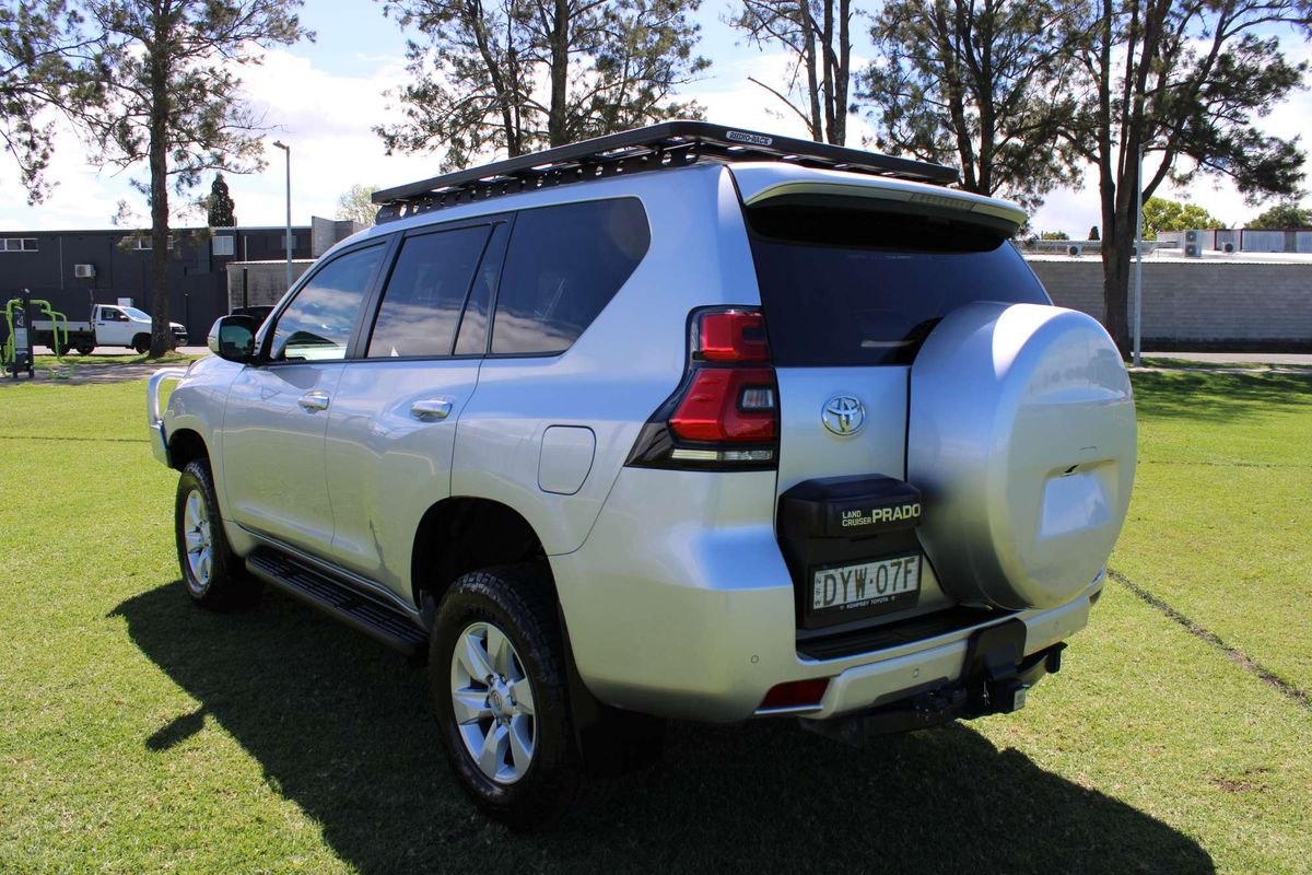 Prado GXL 2.8L T Diesel Automatic Wagon 4277430 003