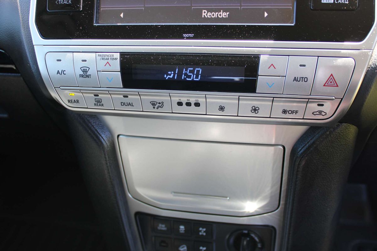 Prado GXL 2.8L T Diesel Automatic Wagon 4277430 003