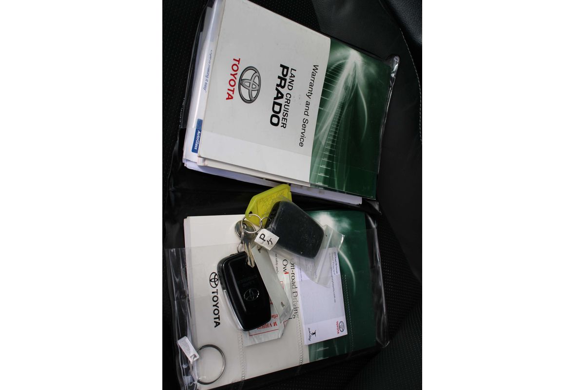 Prado GXL 2.8L T Diesel Automatic Wagon 4277430 003