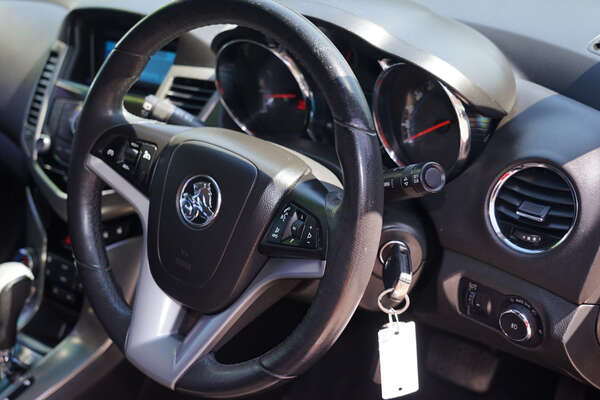 2013 Holden Cruze CDX JH Series II