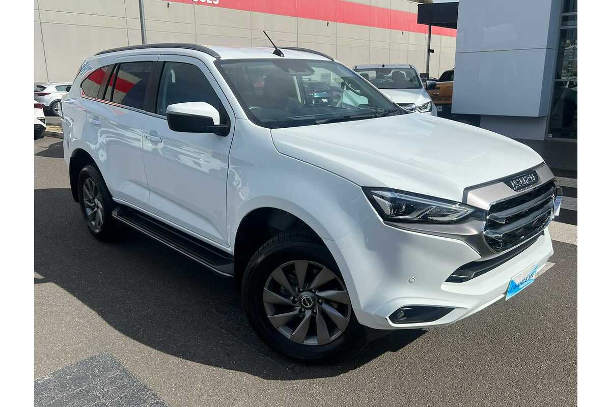 2022 Isuzu MU-X LS-U